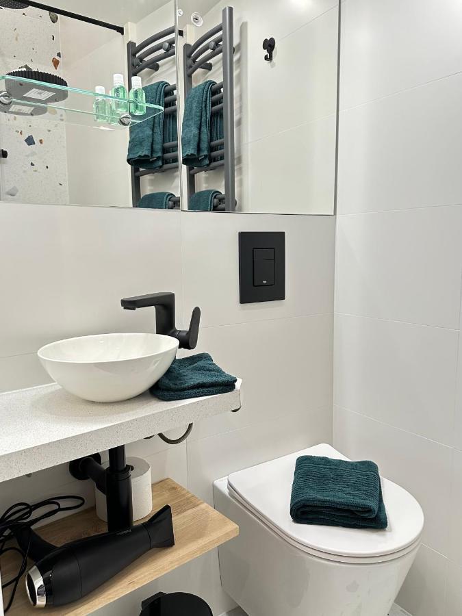 The Garden - Cosy Studio With Ac In The Very Center Of パリ エクステリア 写真