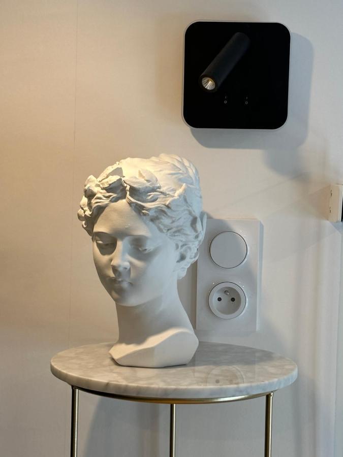 The Garden - Cosy Studio With Ac In The Very Center Of パリ エクステリア 写真